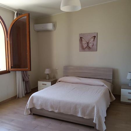 Luminoso Appartamento Con Terrazza......C.U......Q2483 Sinnai Exterior foto