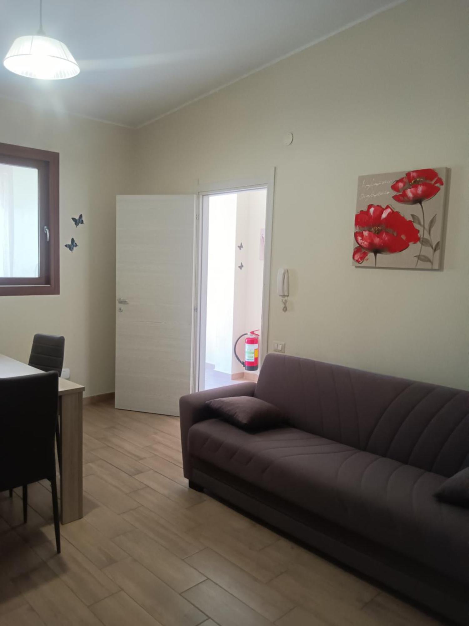 Luminoso Appartamento Con Terrazza......C.U......Q2483 Sinnai Exterior foto